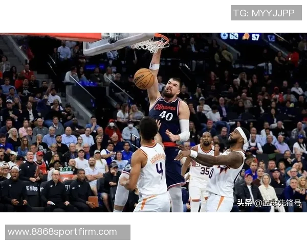 拉加贝尔点评快船阵容老化与防守缺失鲍威尔缺阵影响深远